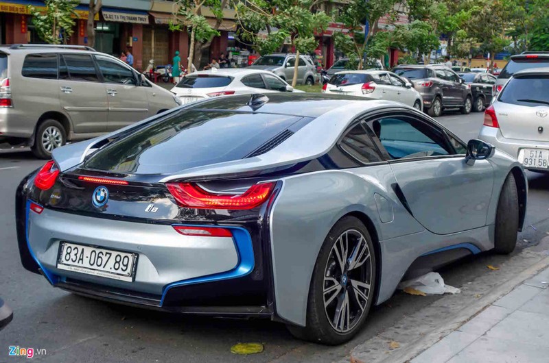 Thieu gia ve so Soc Trang &quot;cuoi&quot; sieu xe BMW i8 tai SG-Hinh-4